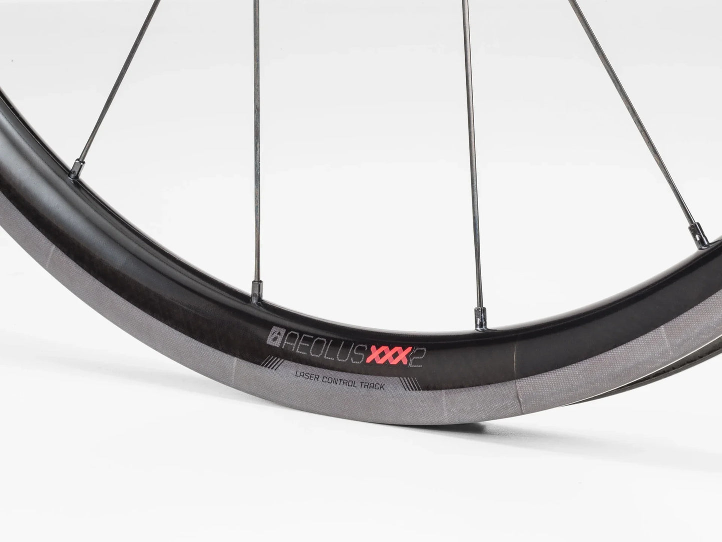 Bontrager Aeolus XXX 2 TLR Clincher wheels