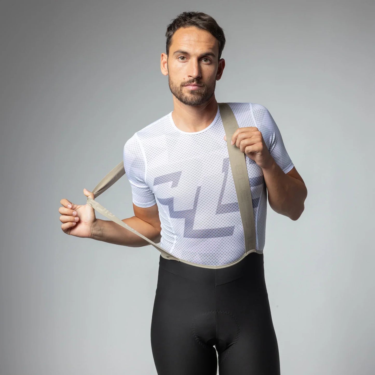 Multiverse Alè Multiverse Sub -Sub -Subsiary 2025