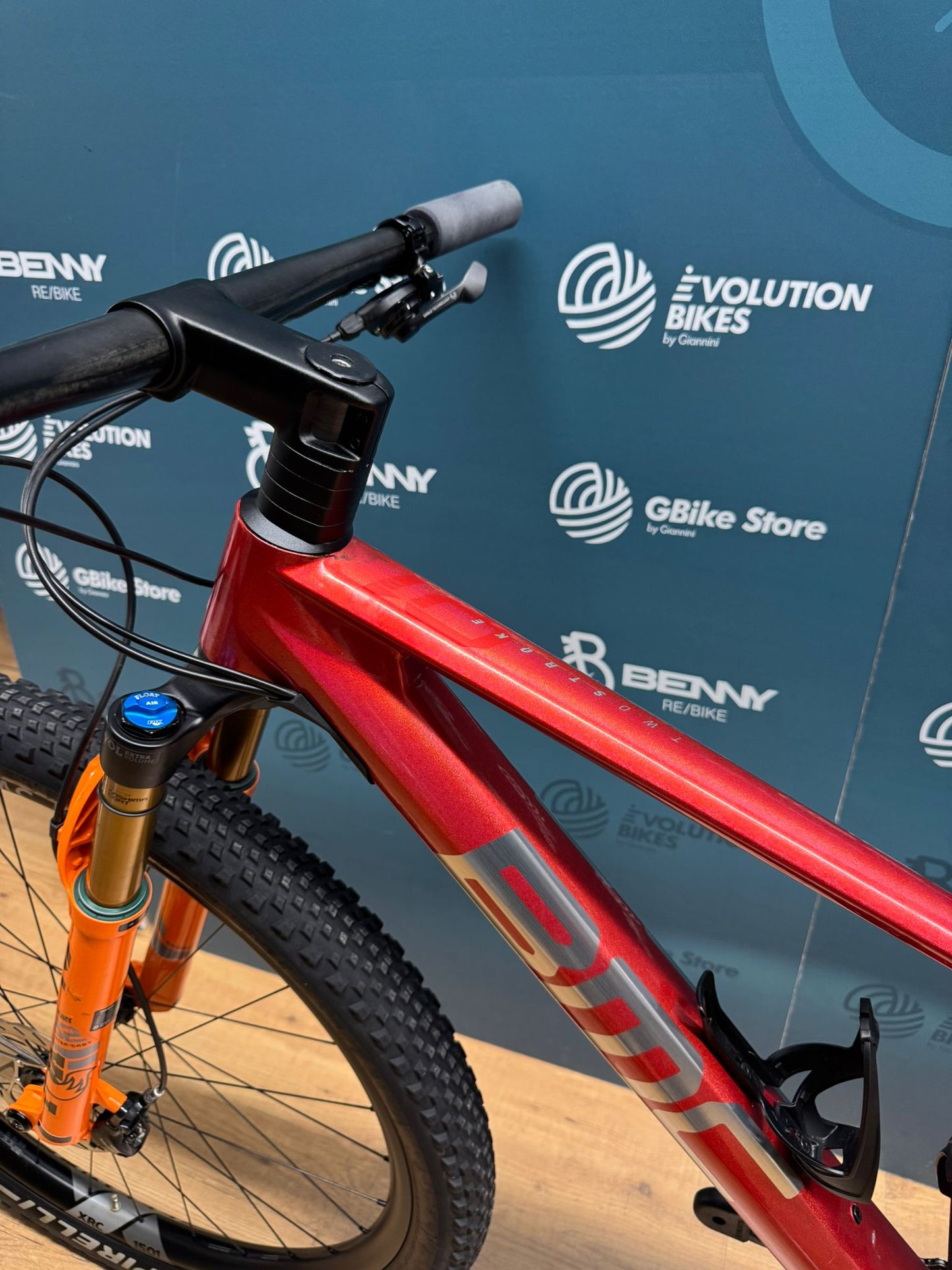 Rozmiar BMC Dwusuwowy 01 S - Używany