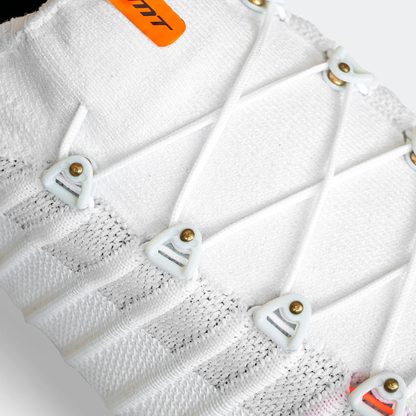 DMT Pogis Superlight shoes