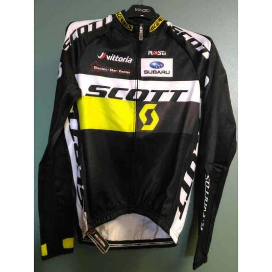JACKE SCOTT Rosti Team