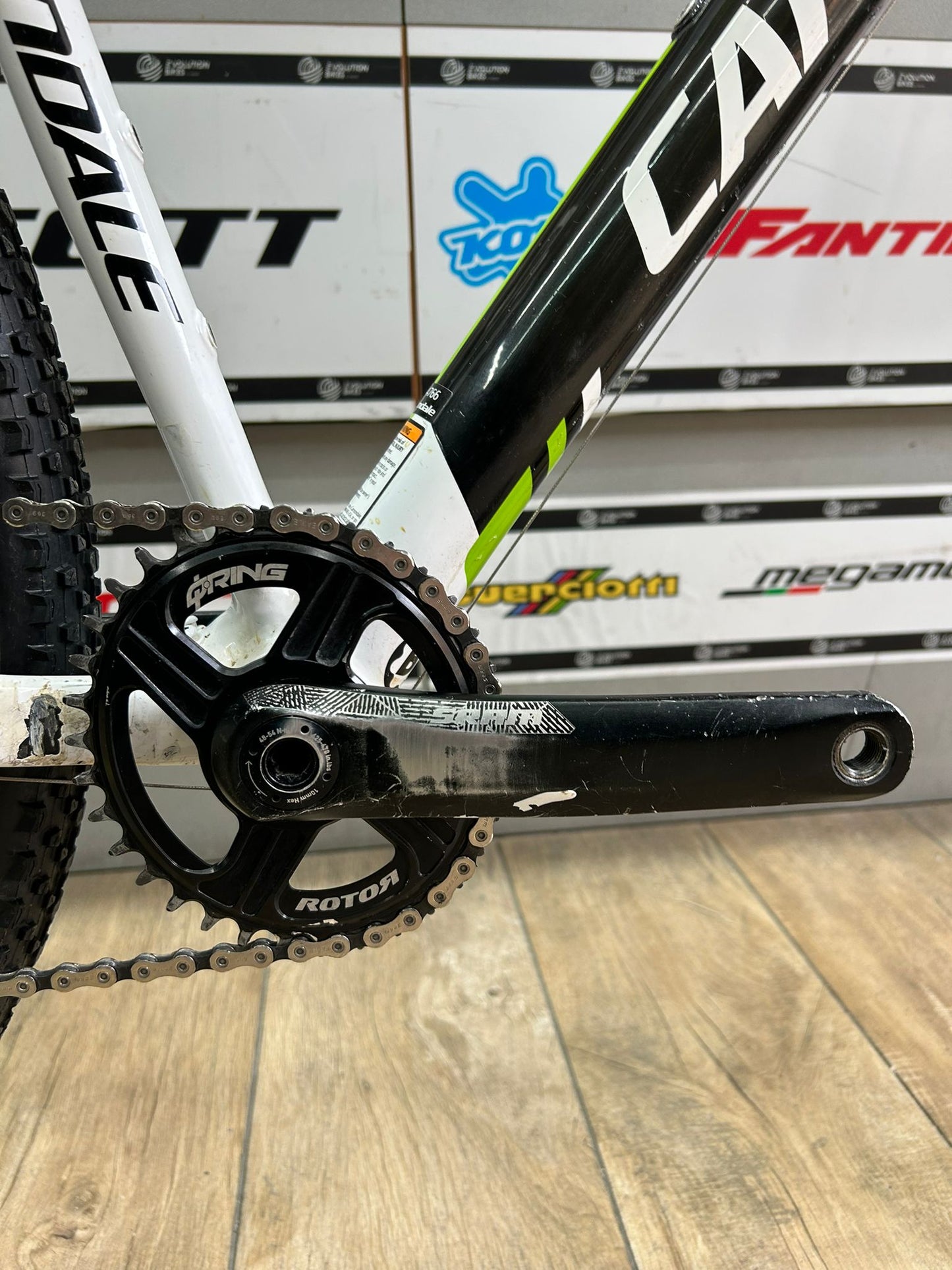 Cannondale F29 Tamanho da corrida de fábrica L - usado