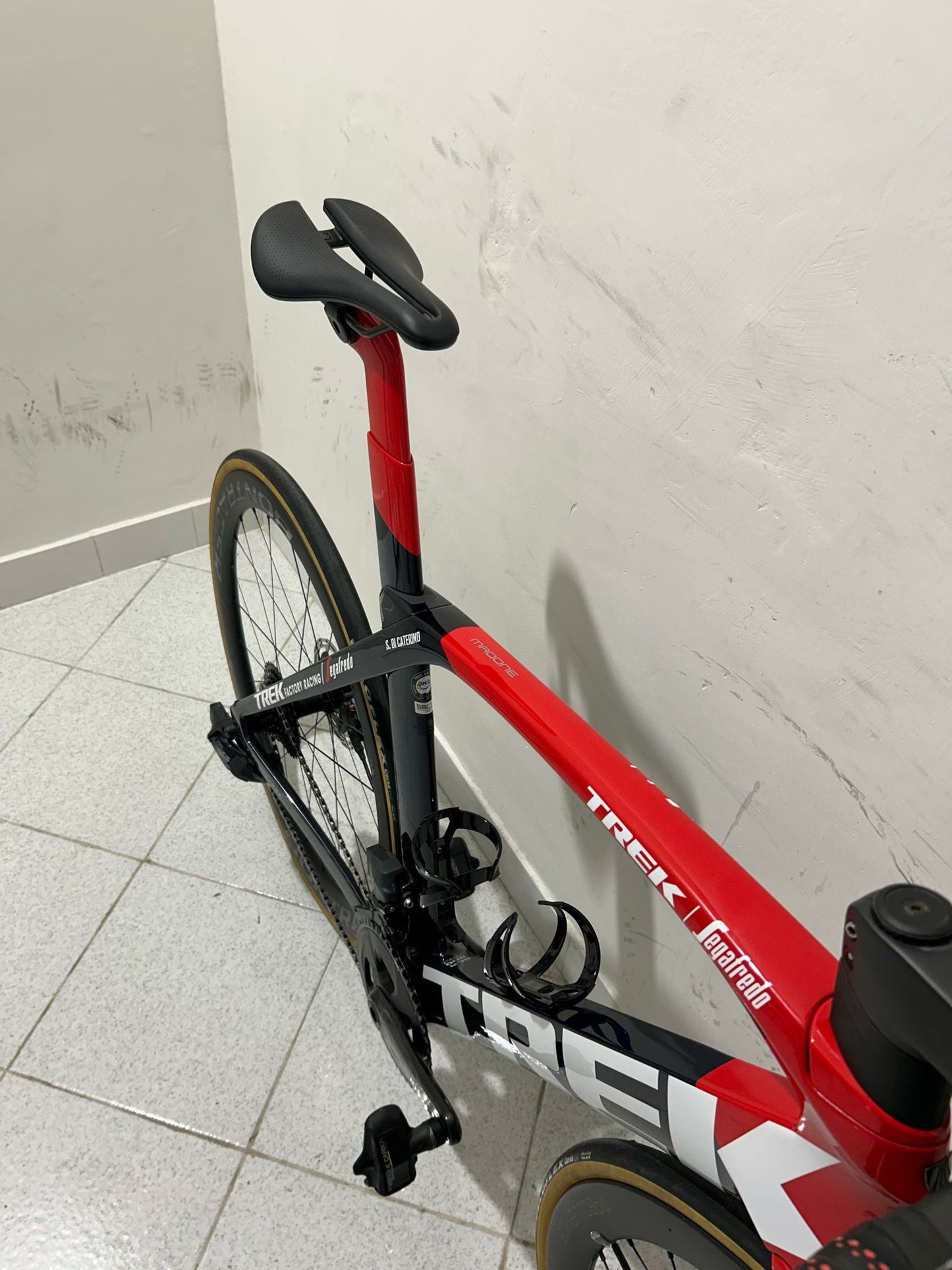 Trek Madone SLR 7 AXS Gen 6 Veľkosť 56 - Používa sa