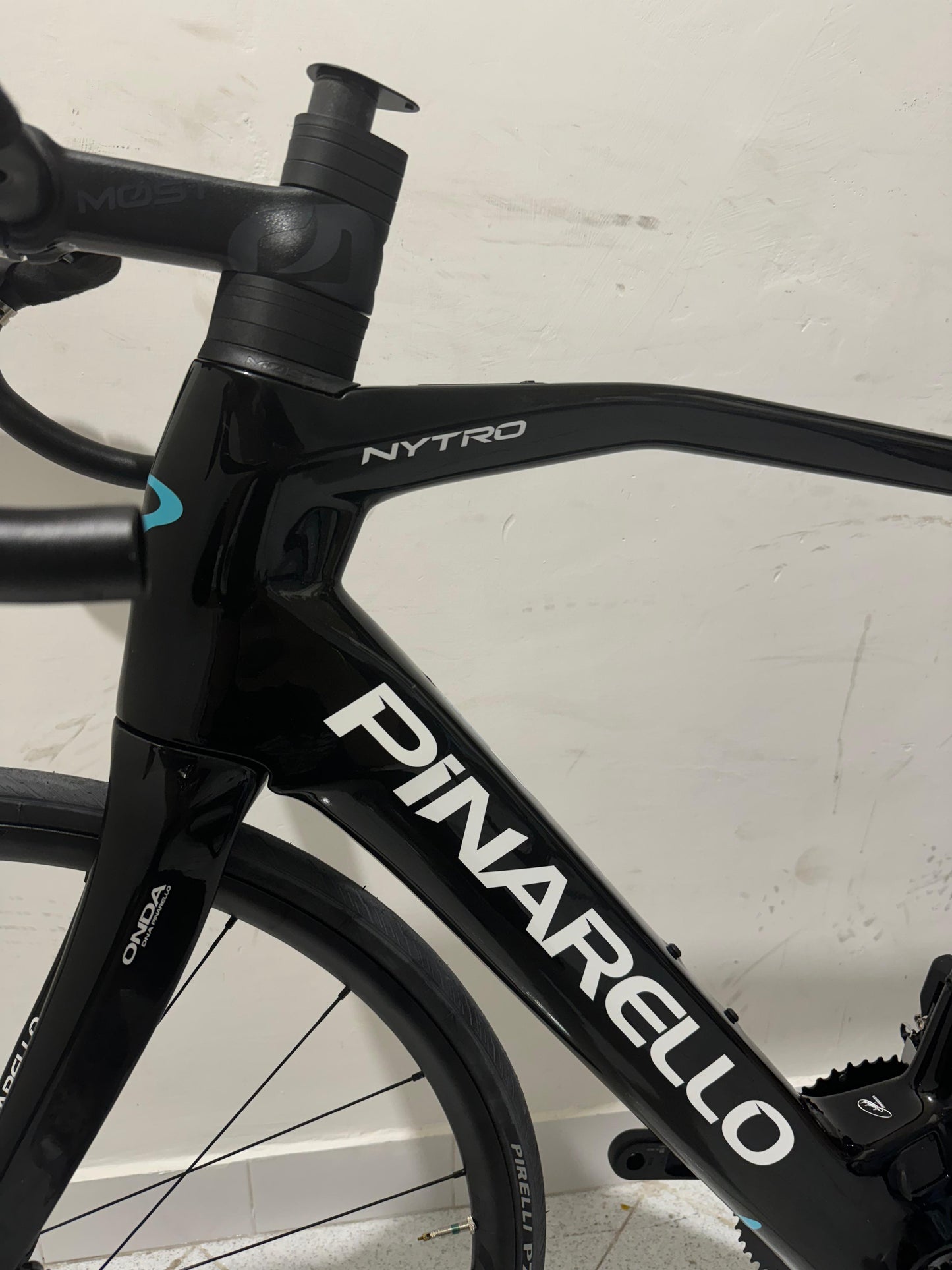 Pinarello Nyro E5 Road 105 OF2 Tamaño 55 - Demo