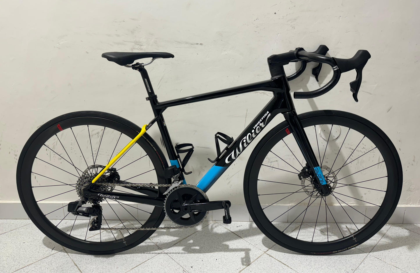 Wilier Garda Disc AXS Größe M - Gebraucht