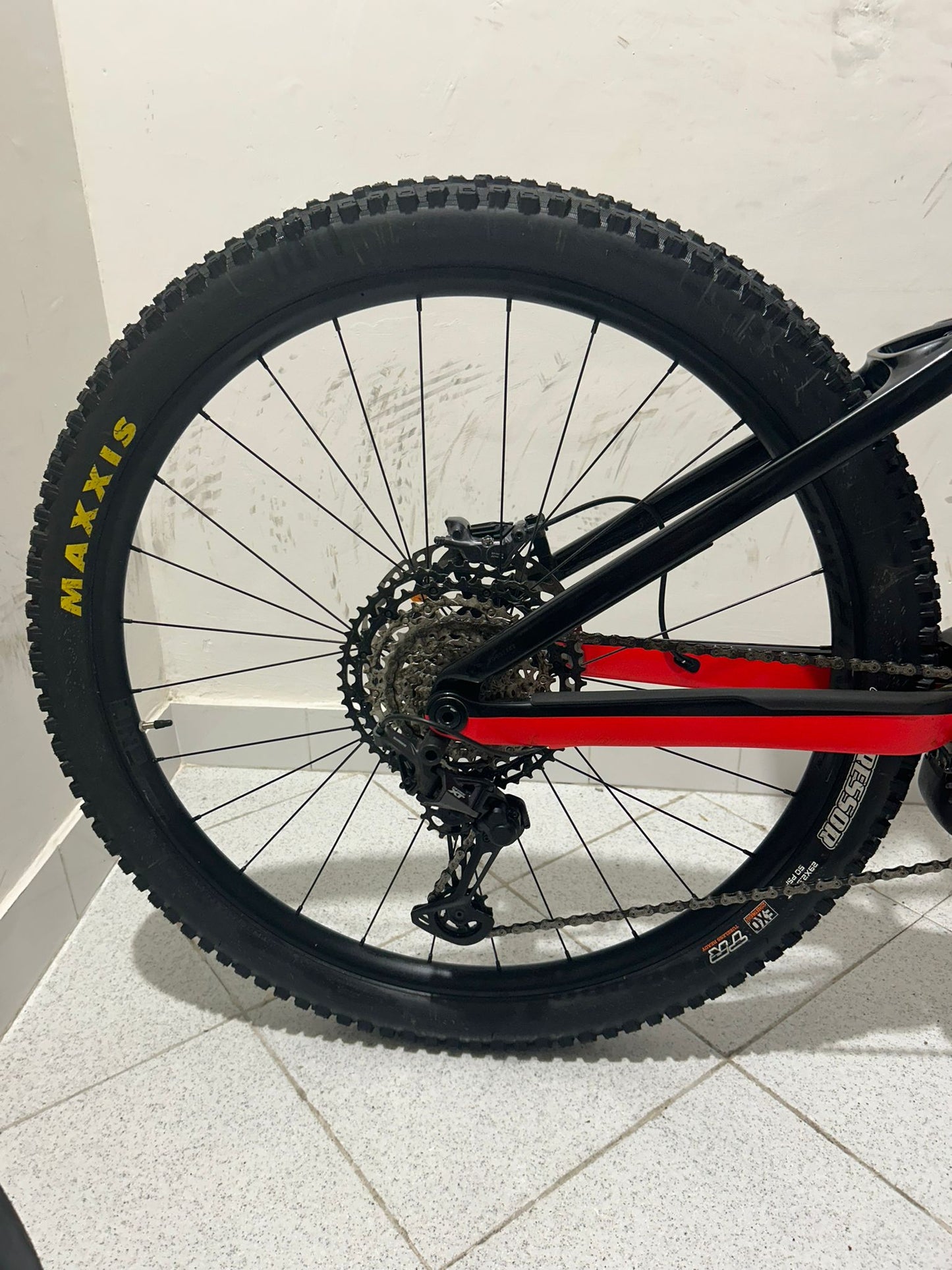 Trek Rail 9.8 -koko XL /21.5 - Käytetty