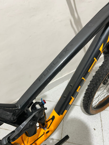 Trek palivo ex 5 Veľkosť L - použité