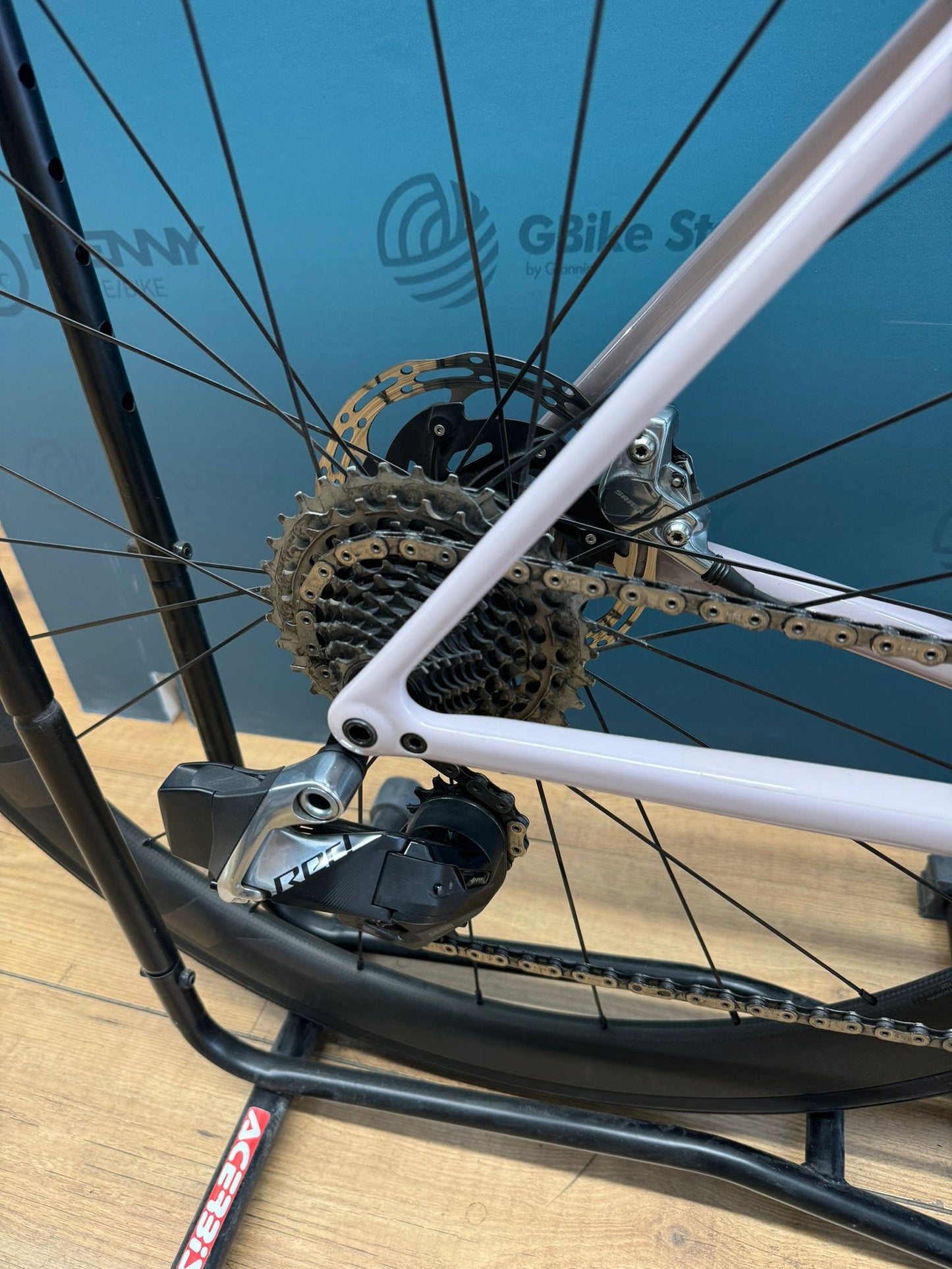 S-Works Aethos Sram Red eTap AXS Taglia 54 - Usata