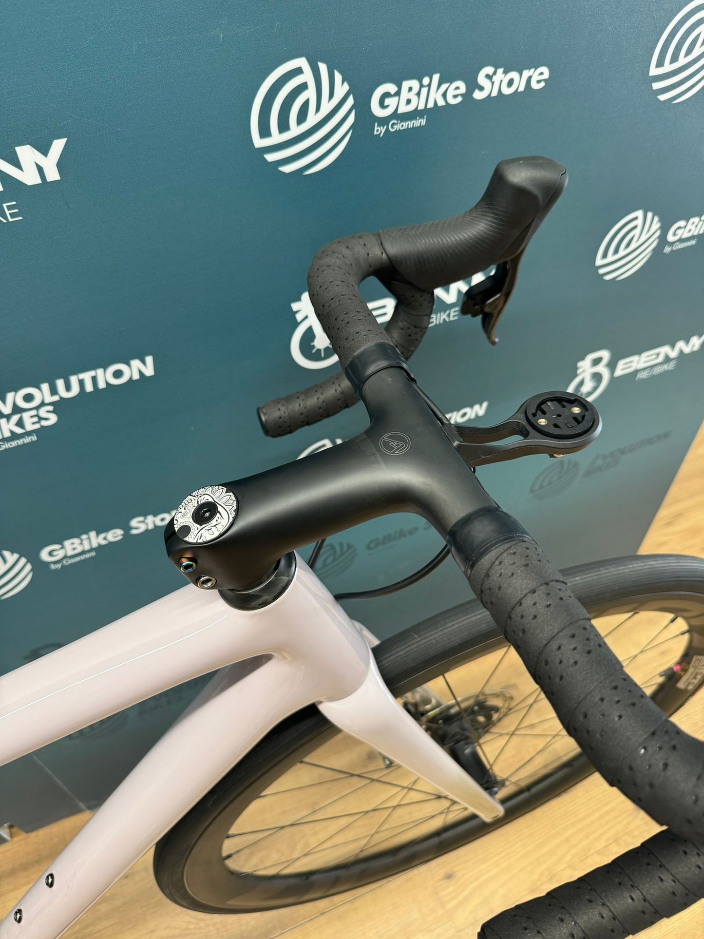 S-Works Aethos Sram Red eTap AXS Taglia 54 - Usata