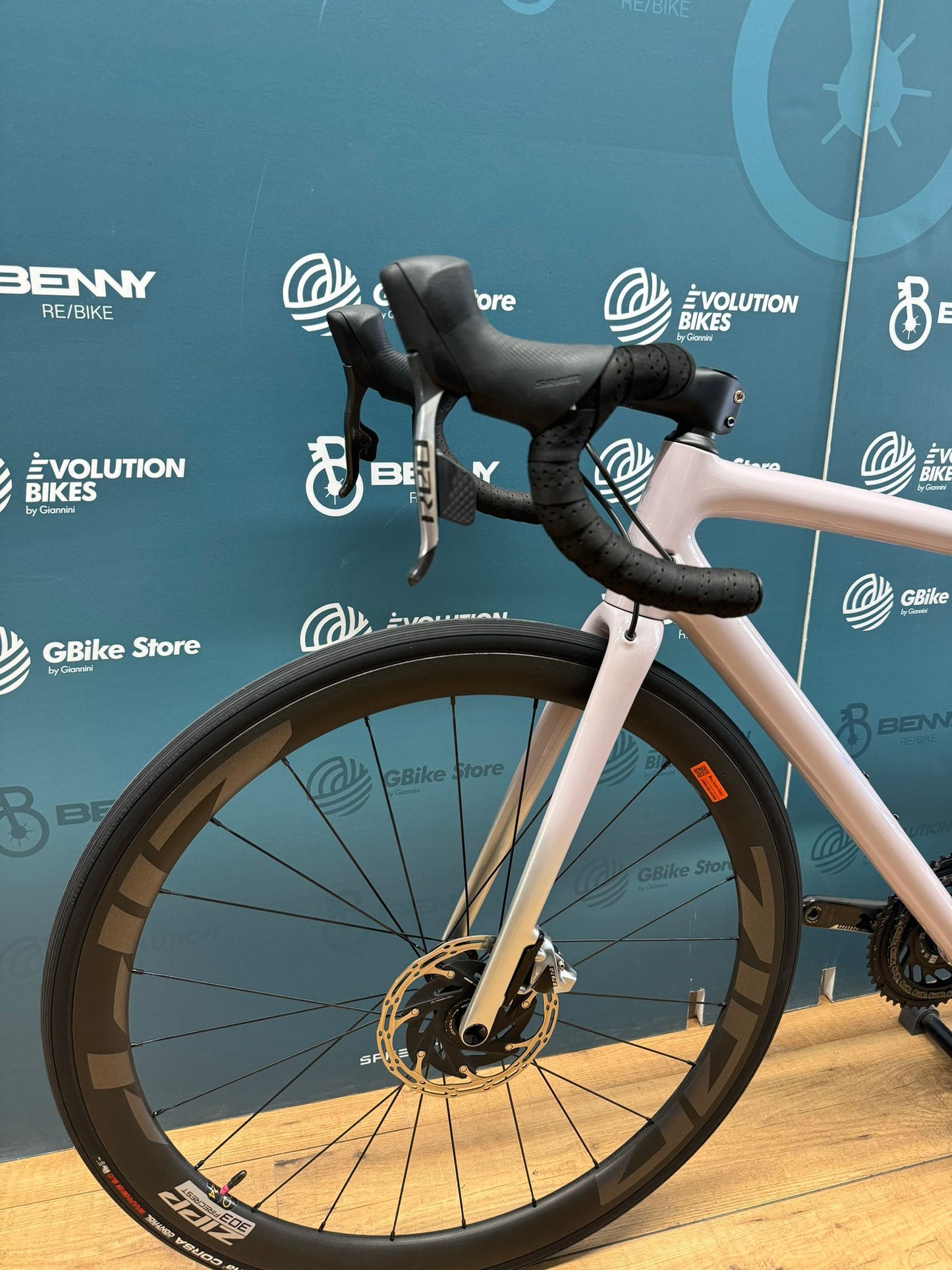 S-Works Aethos Sram Red eTap AXS Taglia 54 - Usata