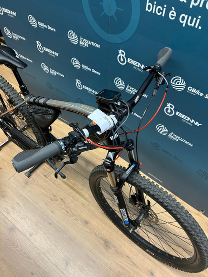 BotteCchia Watt tamaño 48 - Usado