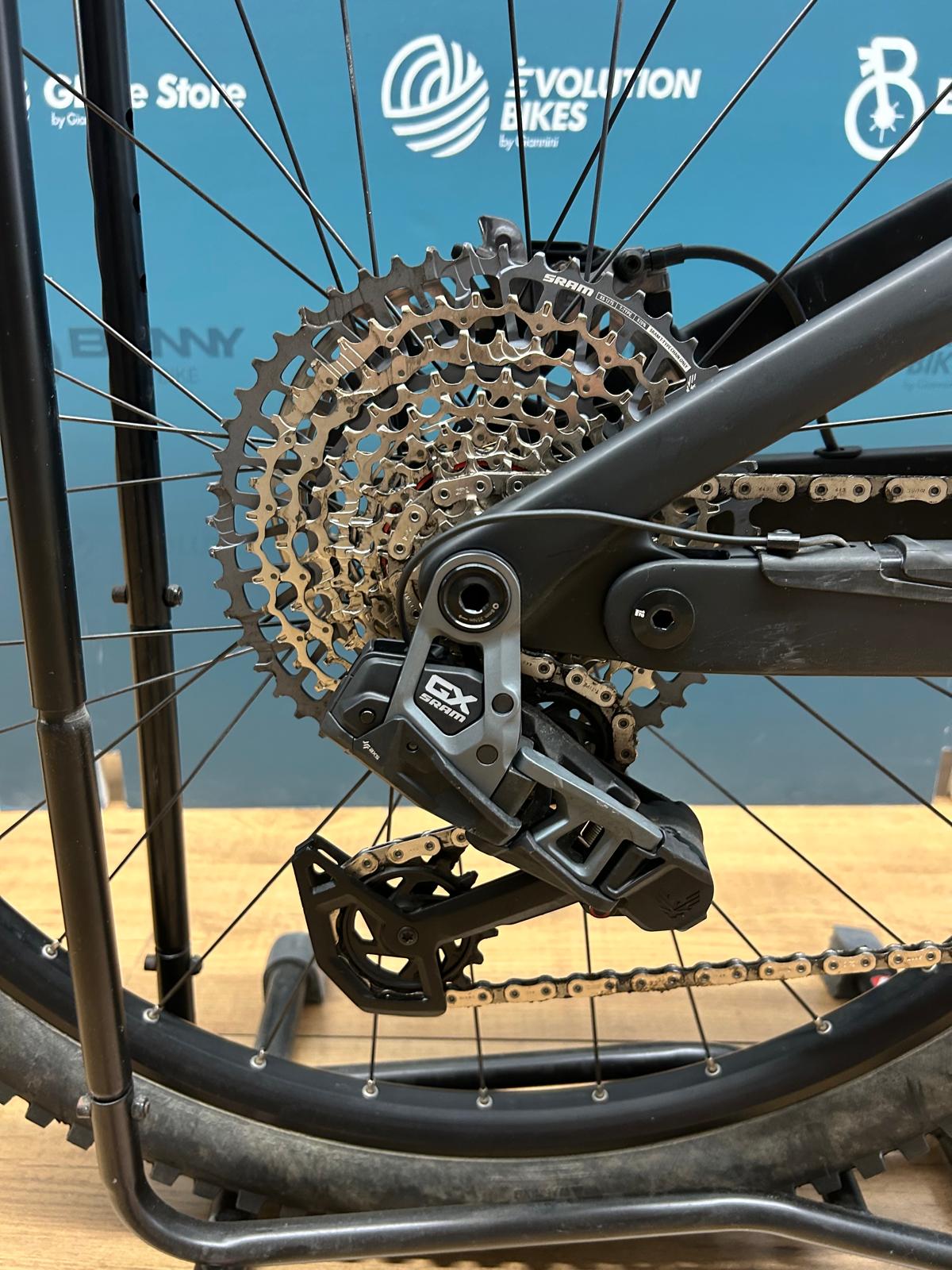 Gasgas itp. Rozmiar M - Używany