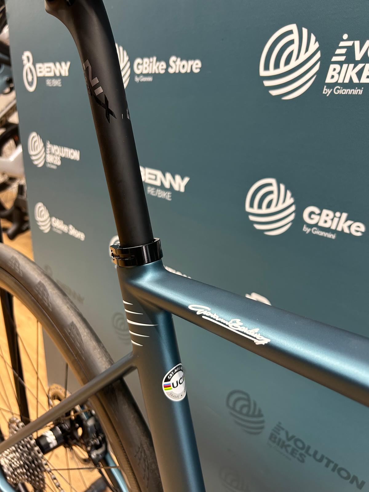 CBT Italia Necer99 Rozmiar 52 (DU-ace Di2)