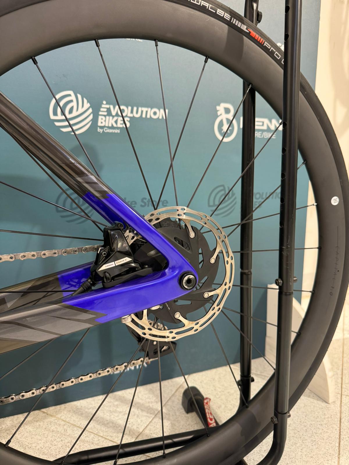 Scott Addict RC Supersonic AXS Taglia S/52 - Usata