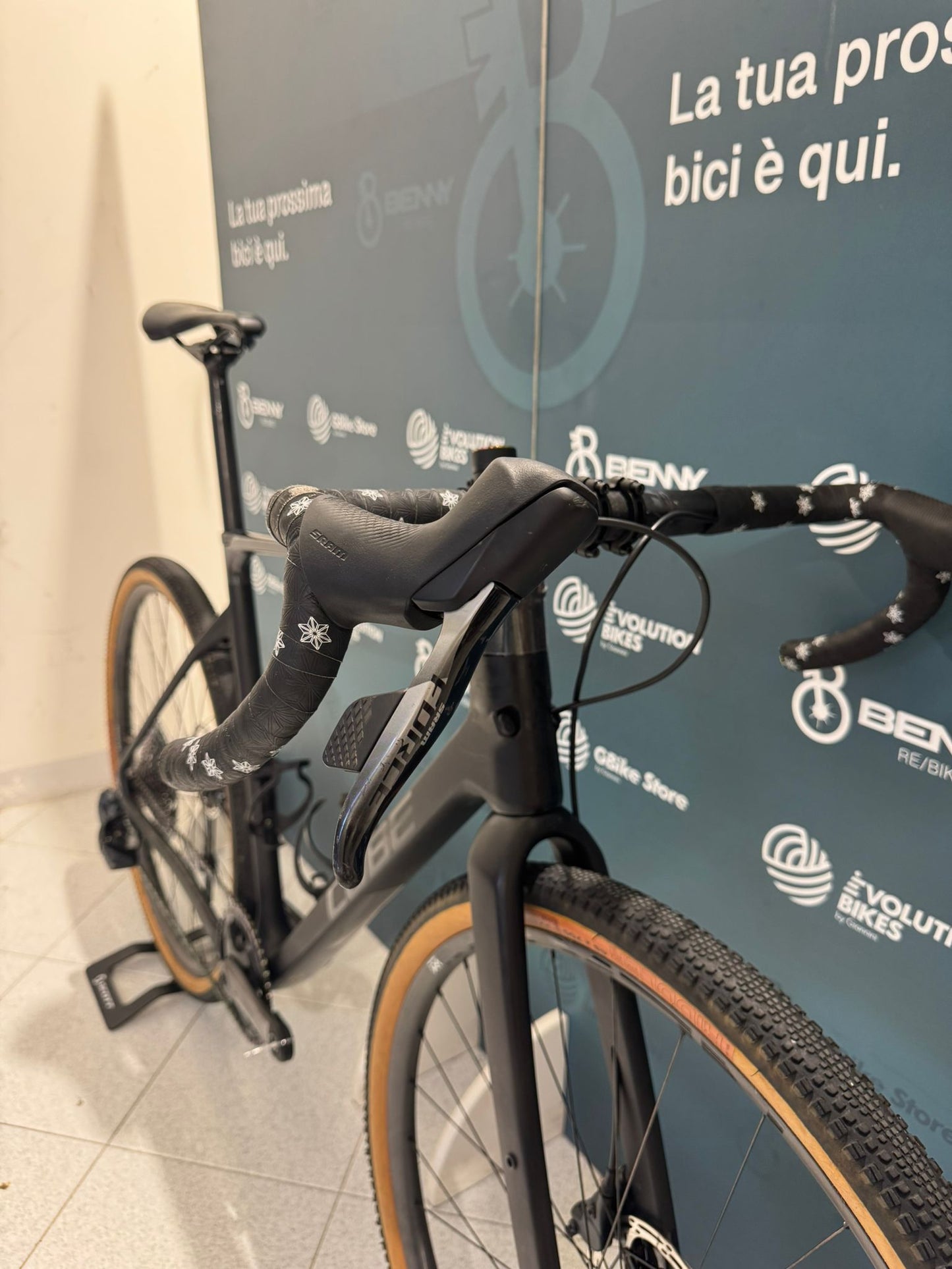 Rozmiar kostki Nuroad żwiru XL - Używany