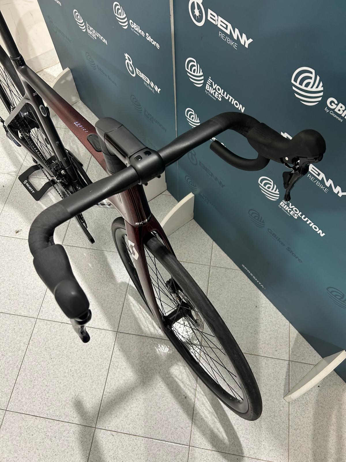 Scott Addict e-Ride 30 Taglia M - Usata