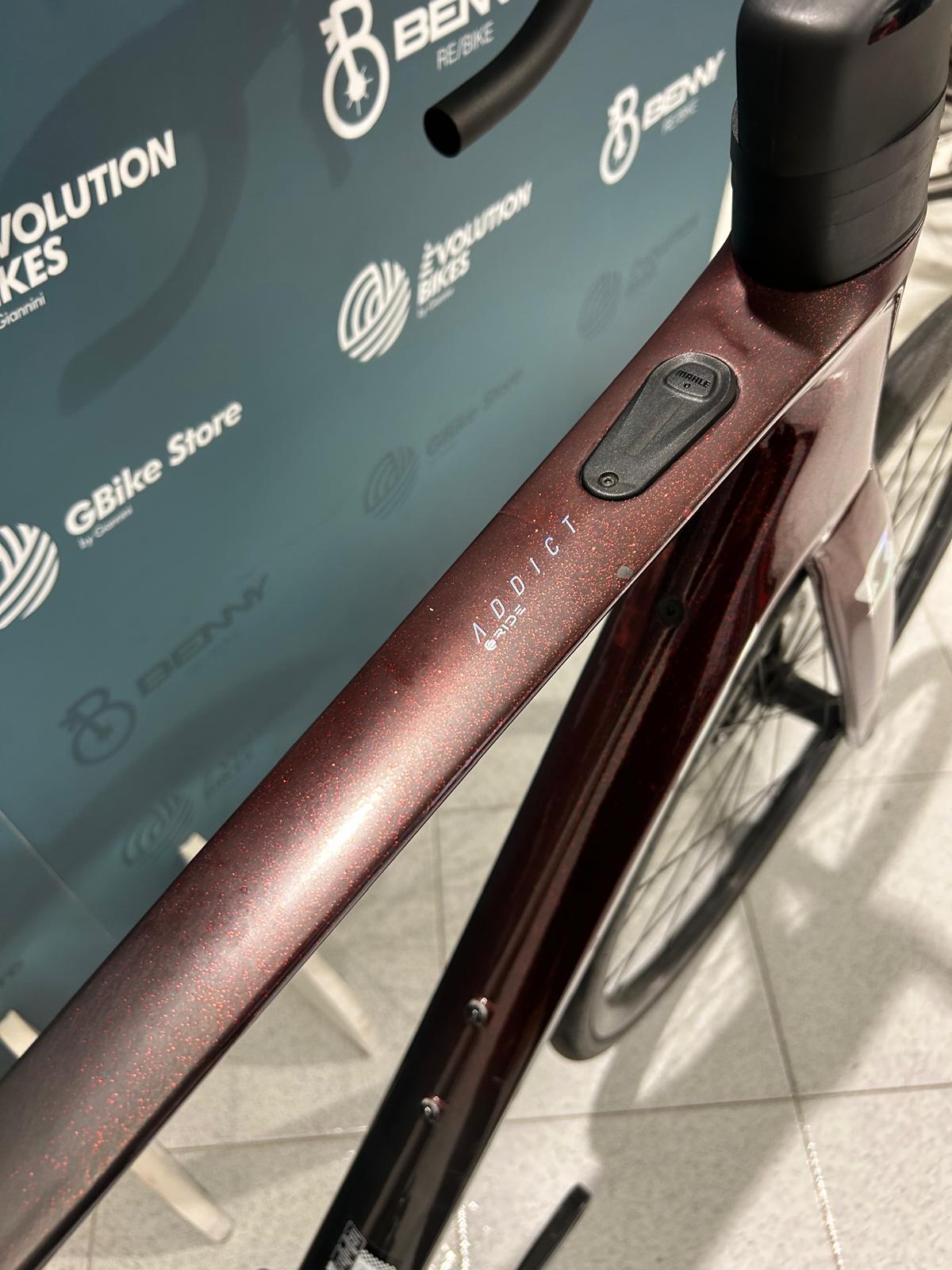 Scott Addict e-Ride 30 Taglia M - Usata