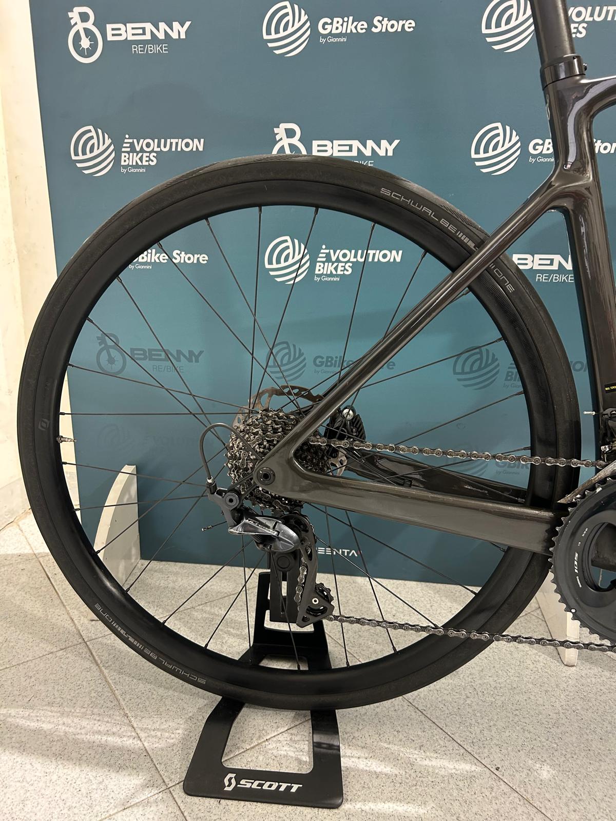 Scott Addict e-Ride 30 Taglia M - Usata