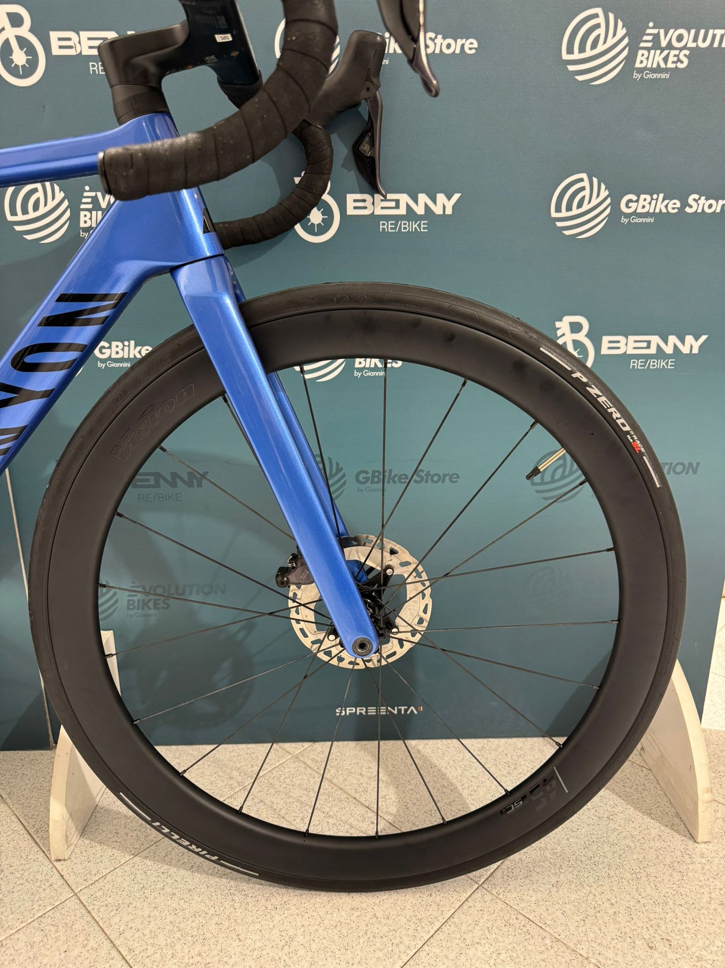 Canyon Ultimate CF SL 8 Taille Aéro S - Utilisé