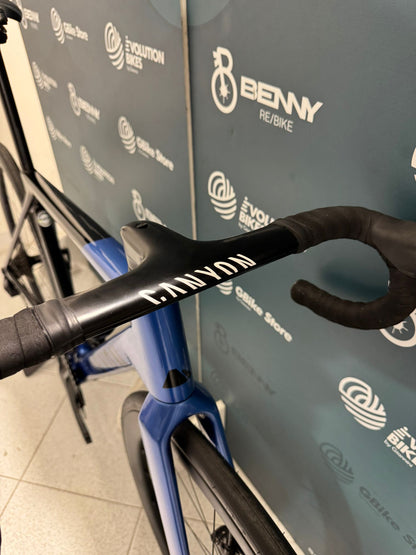 Canyon Ultimate CF SL 8 Taille Aéro S - Utilisé