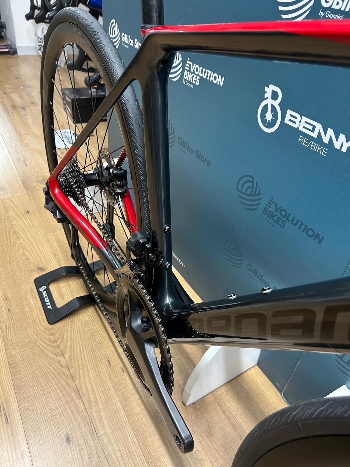 Megamo Raise 05 Taille S - Utilisé