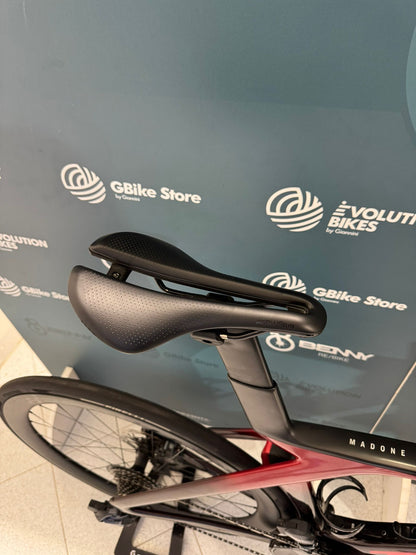 Trek Madone SLR 7 Gen 7 AXS Size 54 - Used