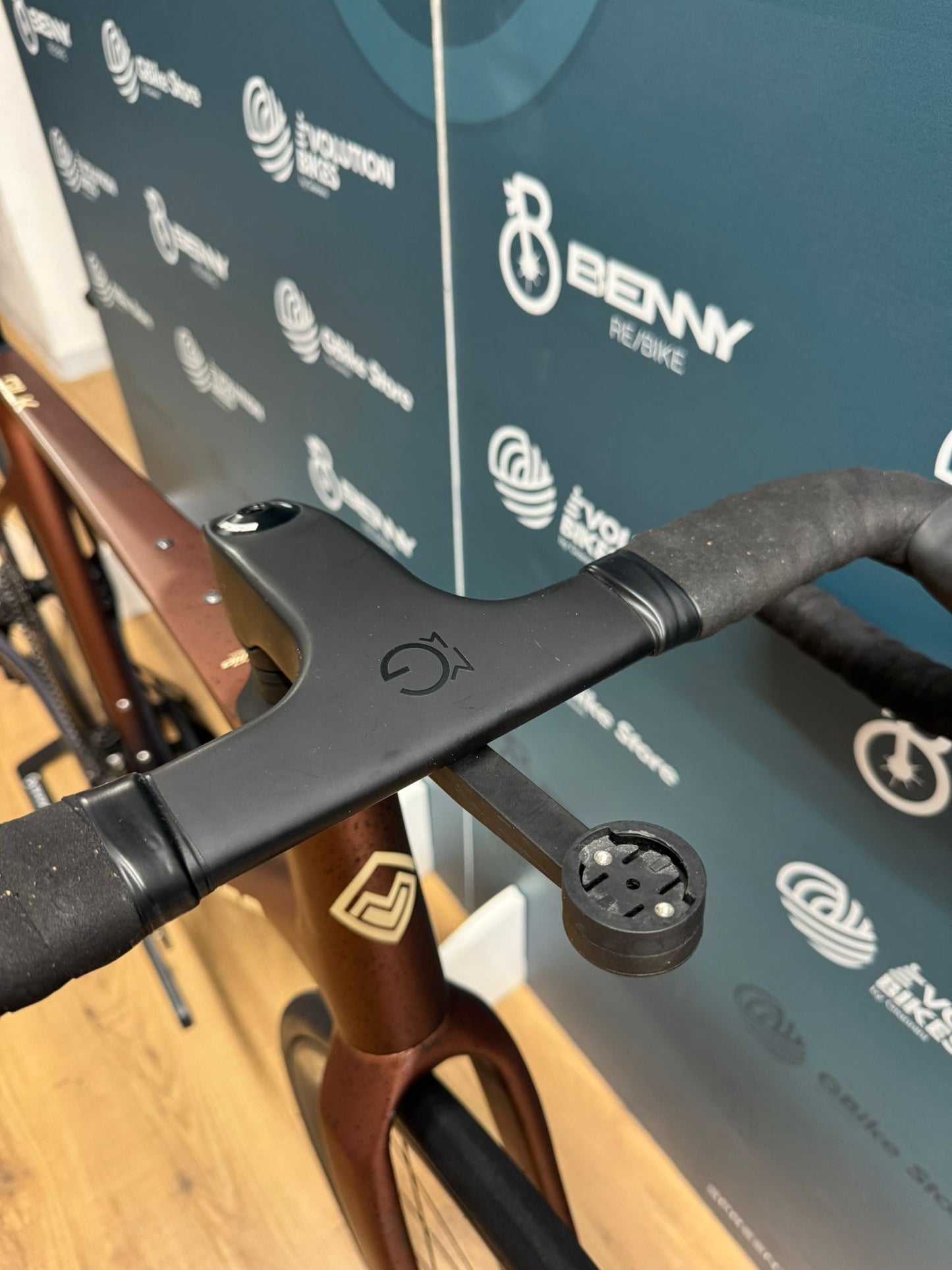 Megamo Seda 08 Talla XL - Usado