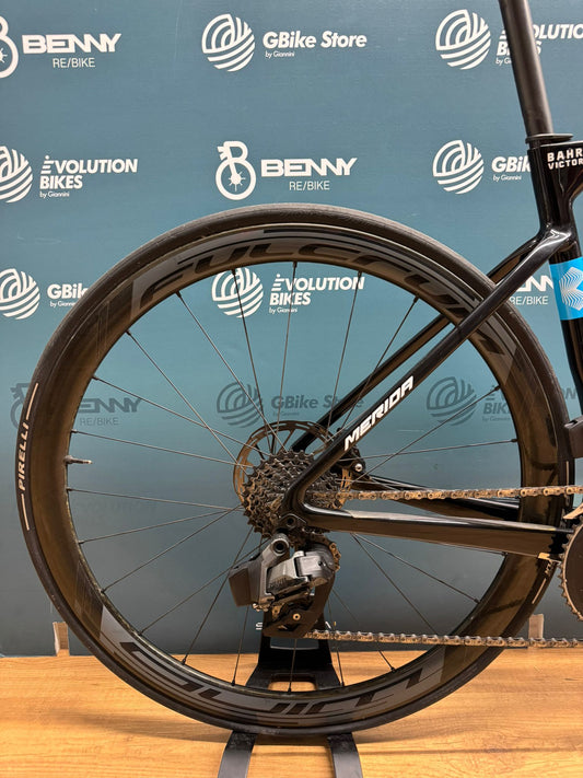 Escultura Mérida Bahréin Tamaño Victorioso S - Usado