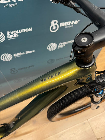 Hymne géant Pro 1 taille L - Utilisé