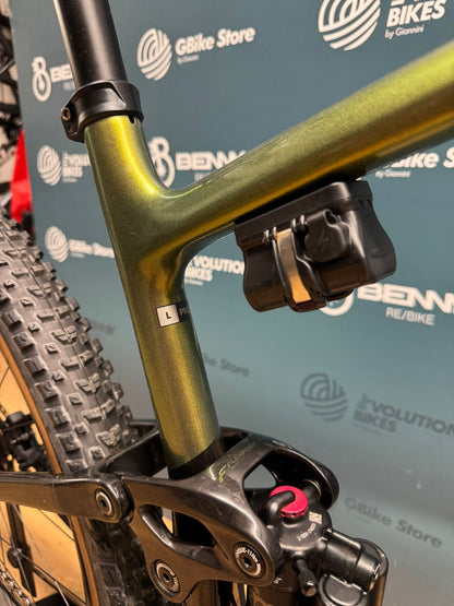 Hymne géant Pro 1 taille L - Utilisé