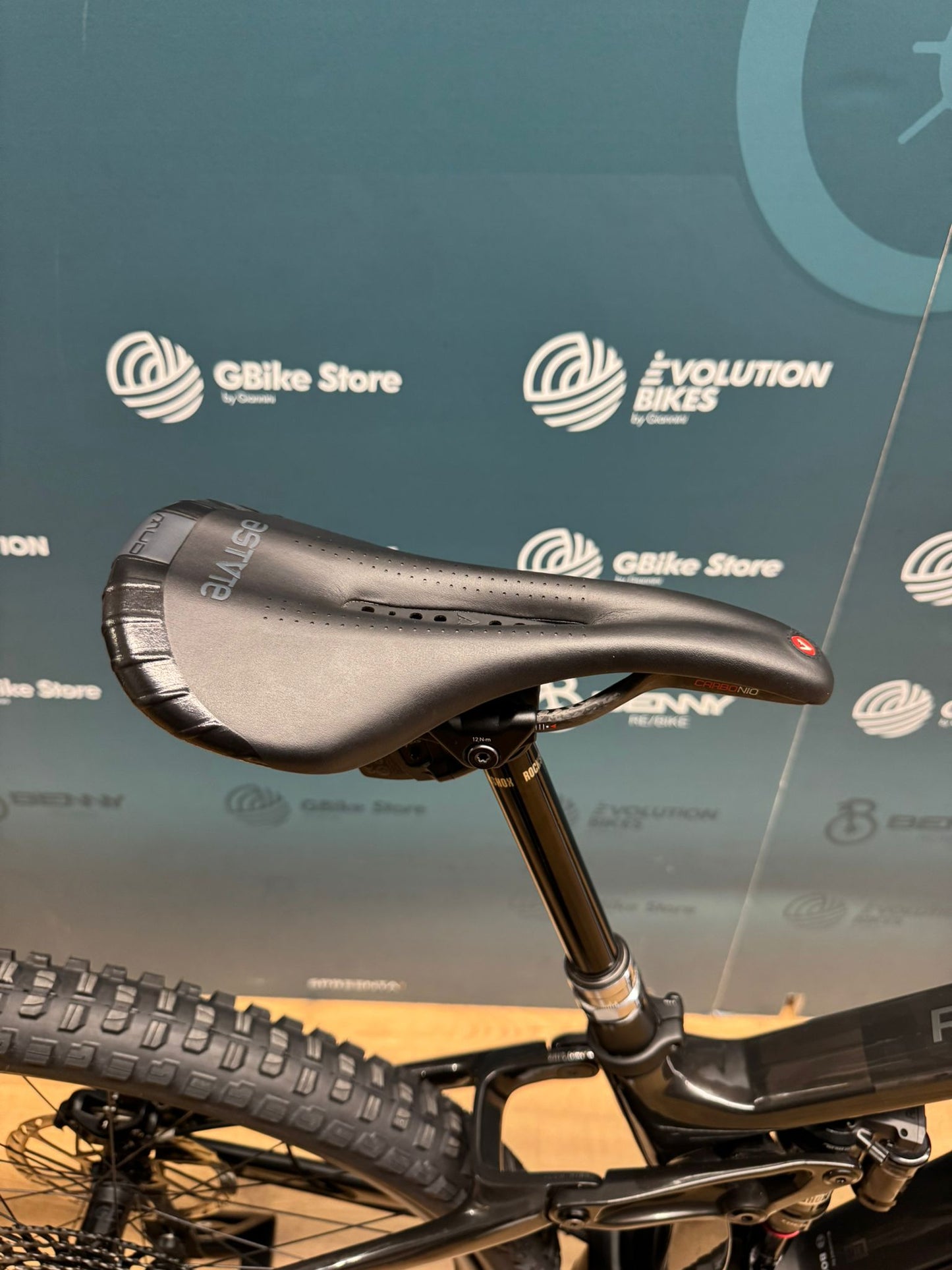 Trek Rail 9,9 X0 Taille AXS M - Utilisé