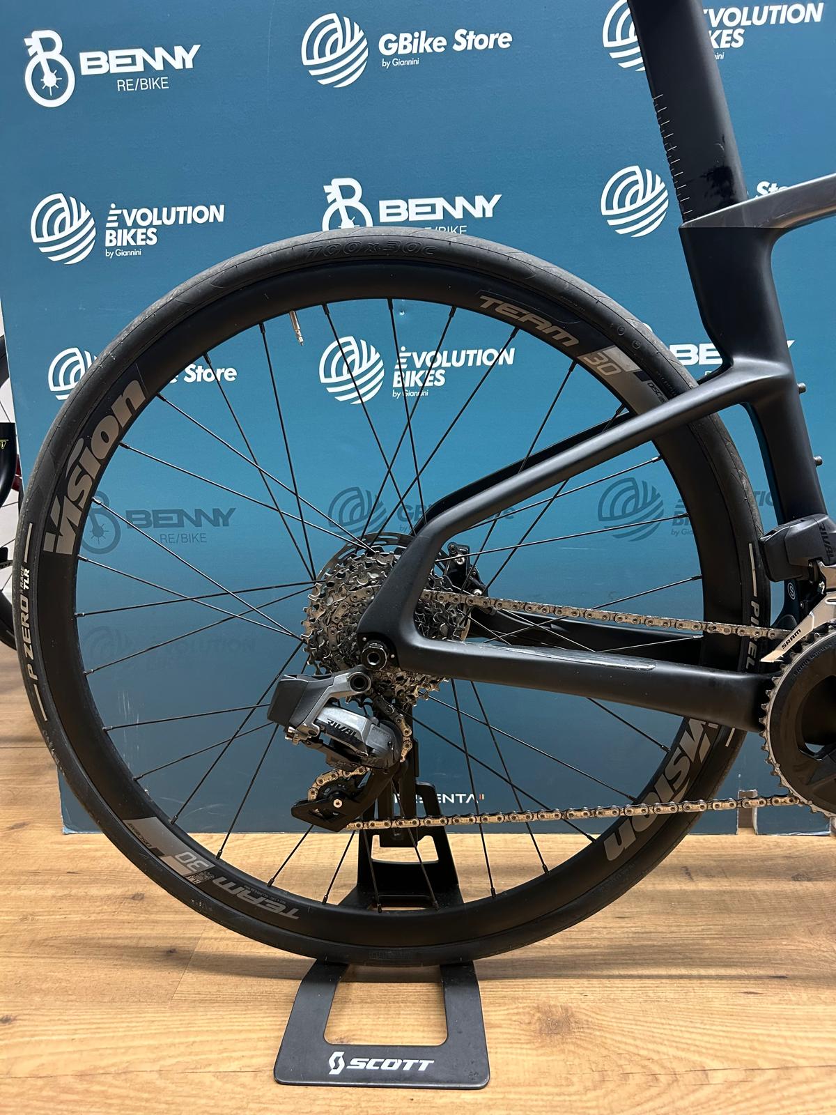 F-Moser Road - Tamaño de los ejes rivales S - Usado