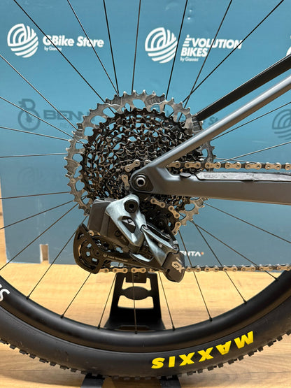 Rozmiar Canyon Lux Trail CF 8 S - Używany