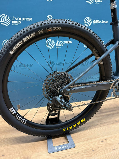 Rozmiar Canyon Lux Trail CF 8 S - Używany