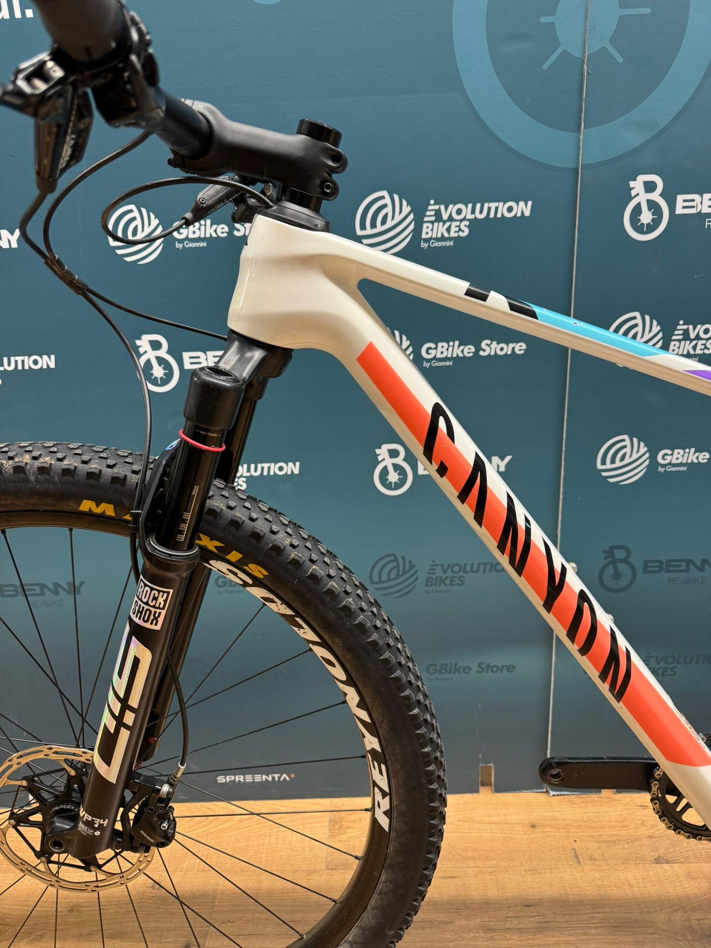 Rozmiar Canyon przekracza rozmiar GX AXS S - Używany