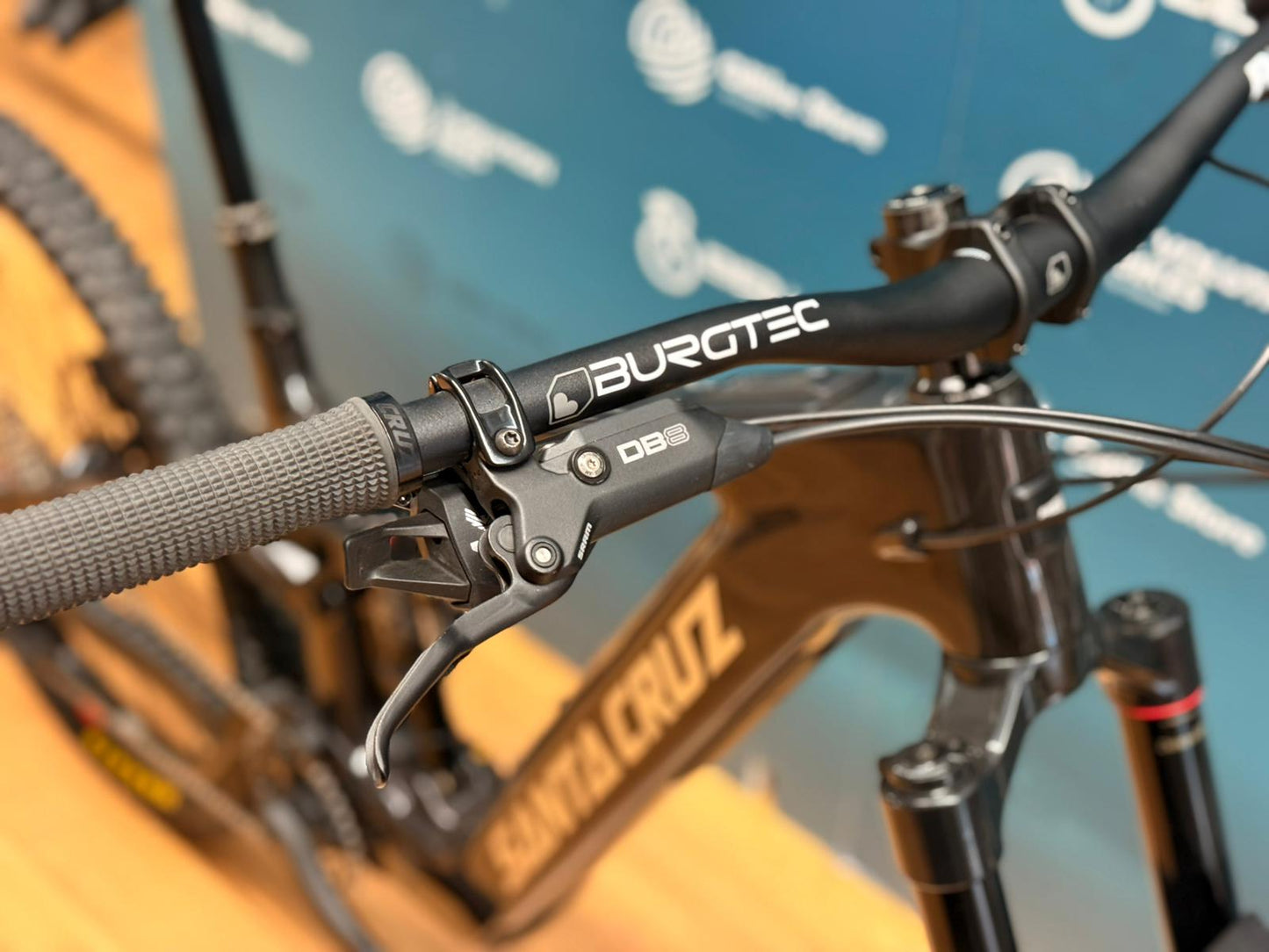 SANTA CRUZ Bullit 4 C 70 - DEMO TEST - Size M - 312km