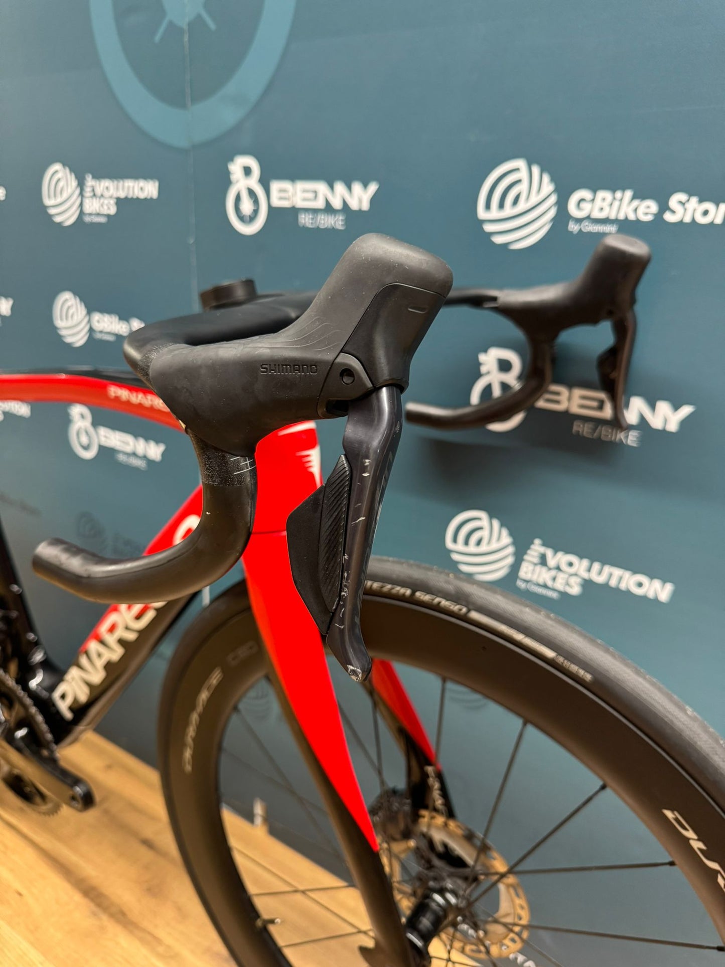 Pinarello Dogma F Ultegra Di2 12v Größe 50 - Gebraucht