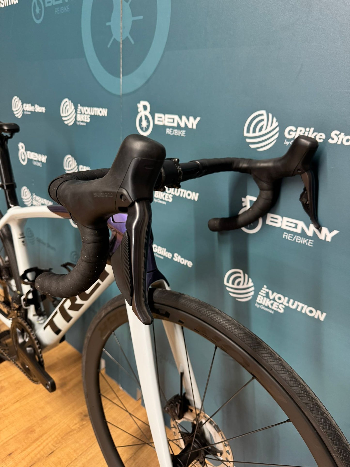 Trek Émonda SL 7 Ultegra Di2 12v Tamaño 50 - Usado