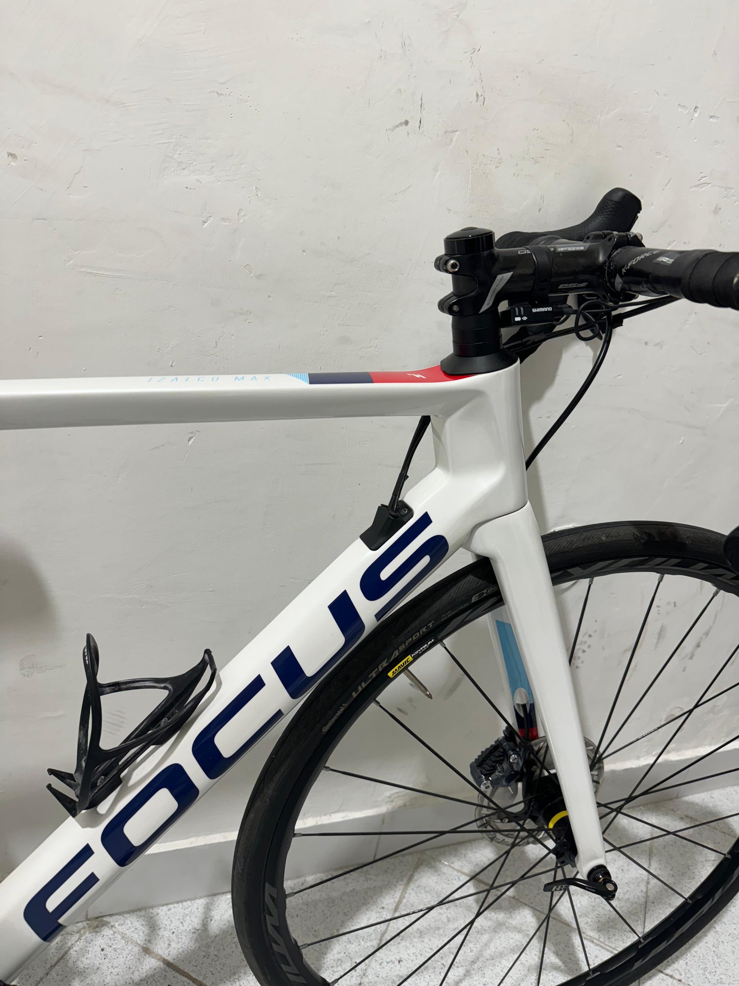 Zaostrte izalco max M - použité