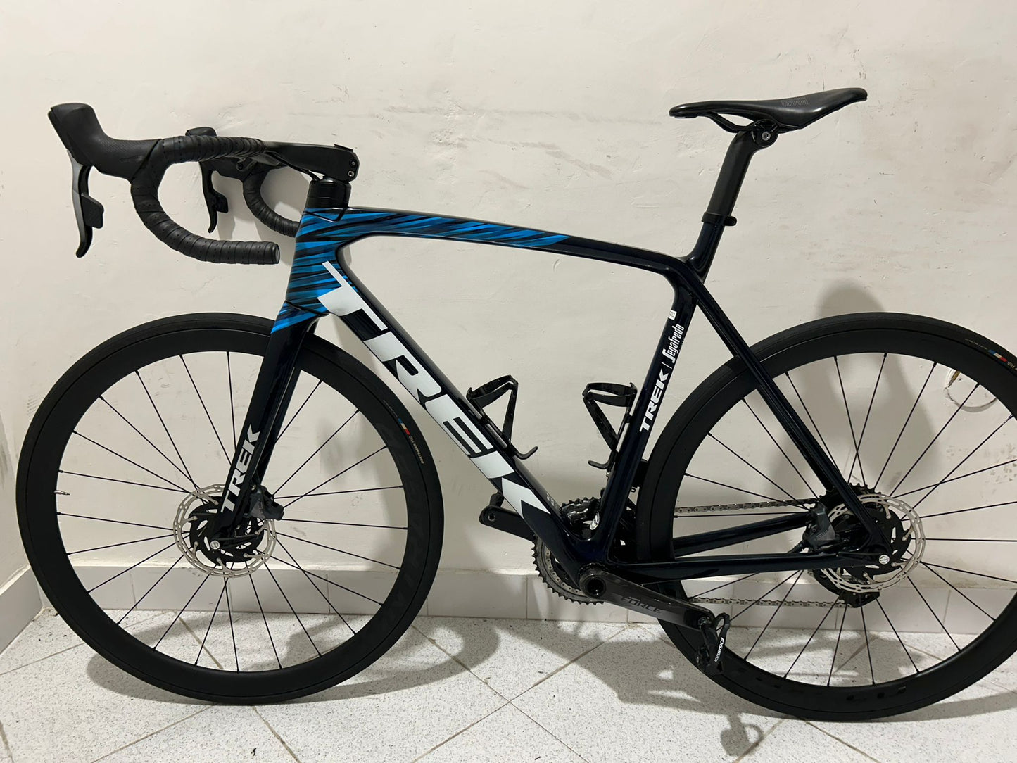 Trek Emonda SLR 7 Axs + PM Tamaño 56 - Usado