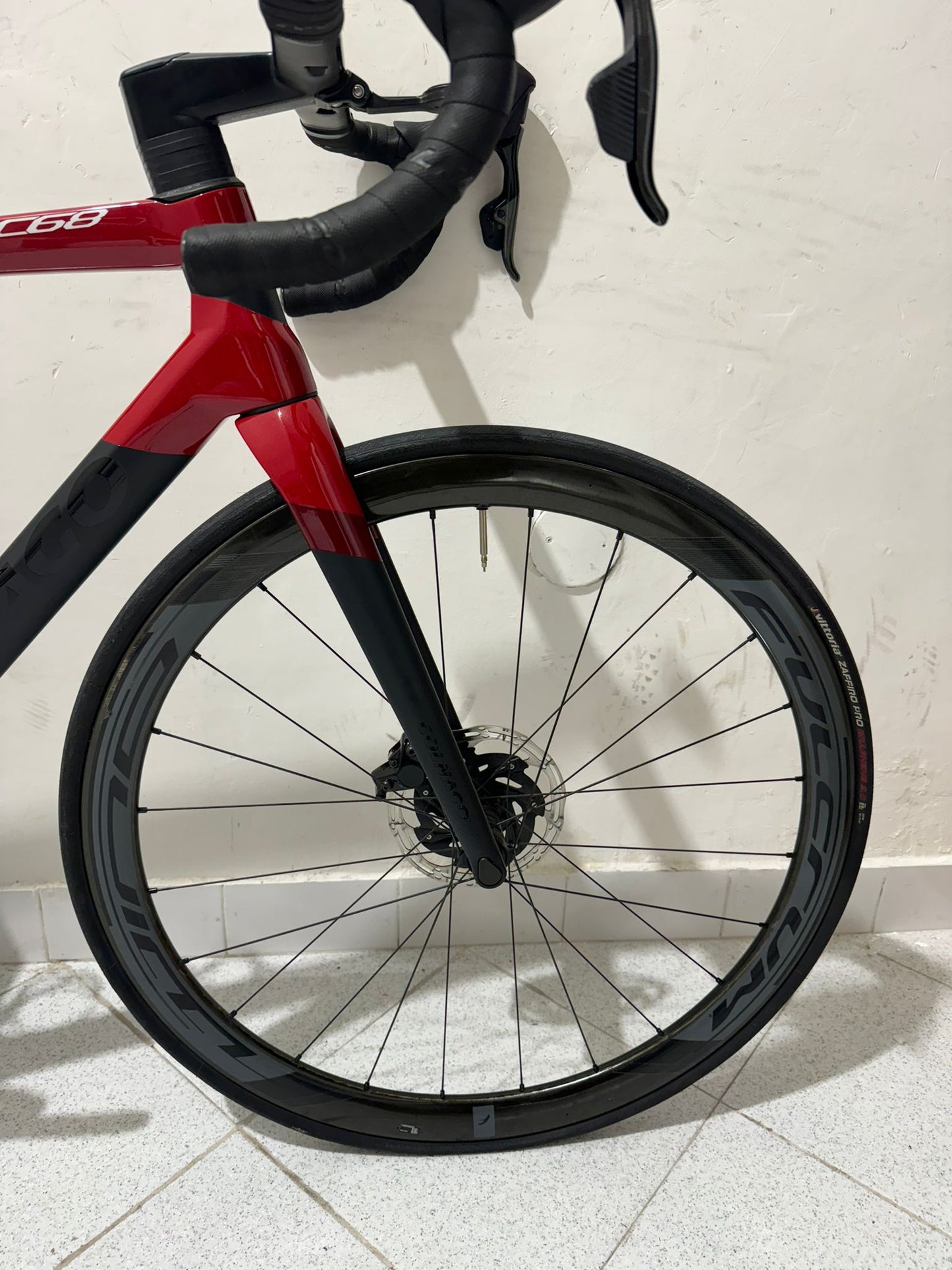 COLNAGO C68 ROAD DISC SIZE 485 - Používa sa