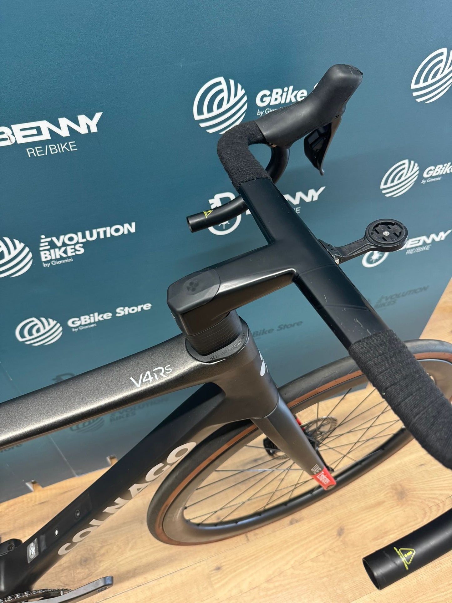 Colnago V4RS Emiraty ZEA Rozmiar 530 - Użyte