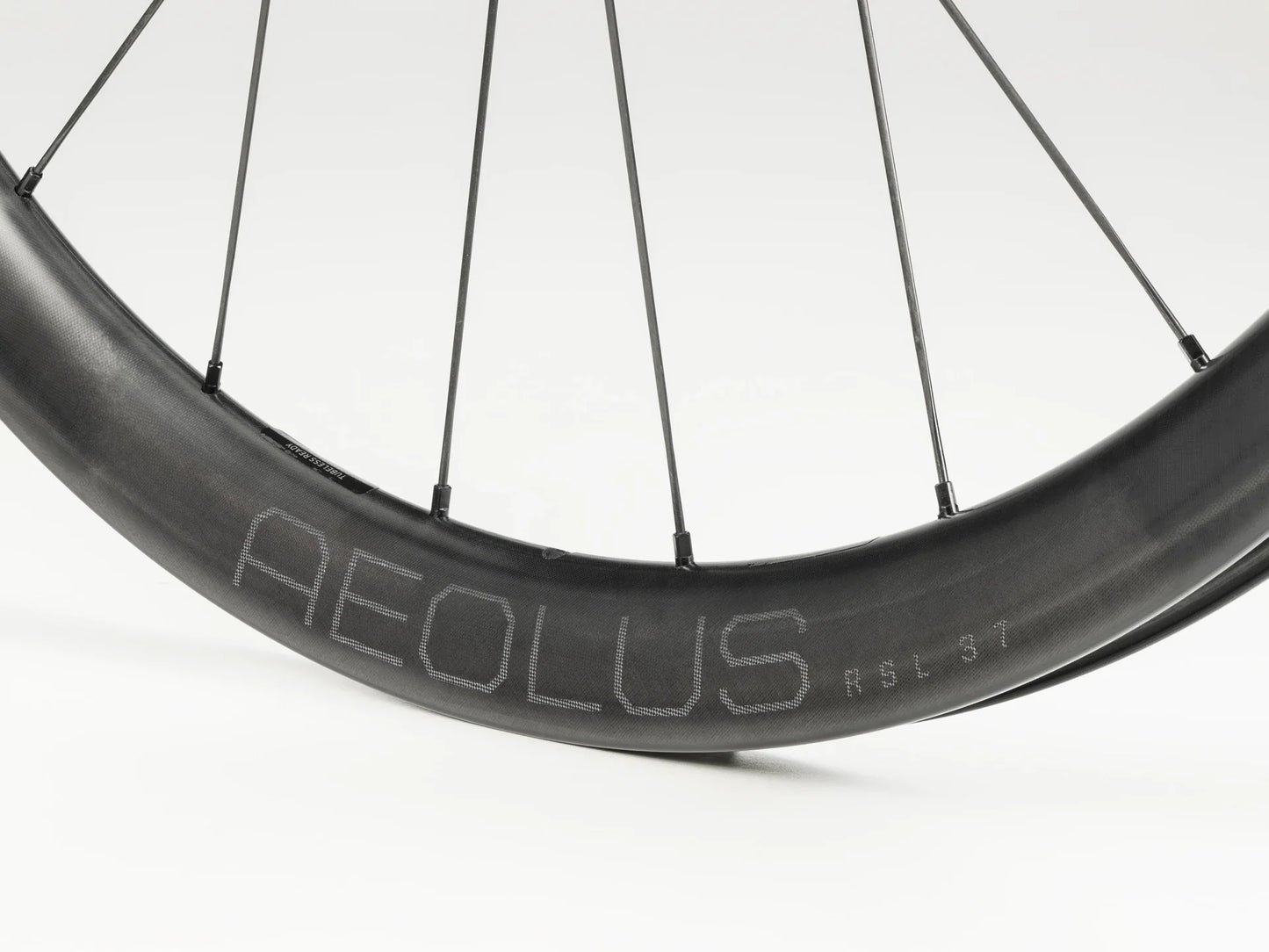 BONTRAGER AEOLUS RSL 37 TLR Disc Zadní kolo