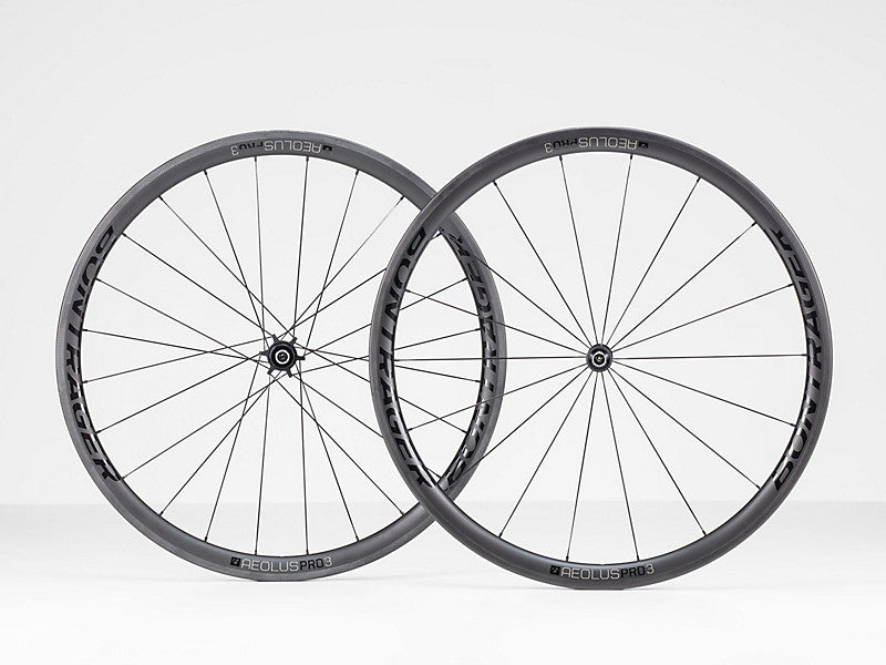 BONTRAGER AEOLUS PRO 3 TLR WIELEN