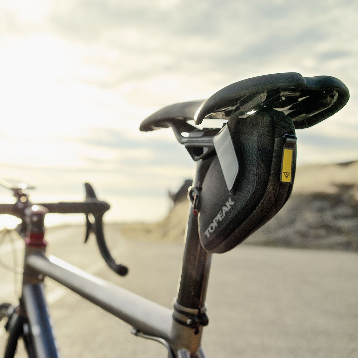 Topaak Dinawedge Pequeña bolsa de fondo